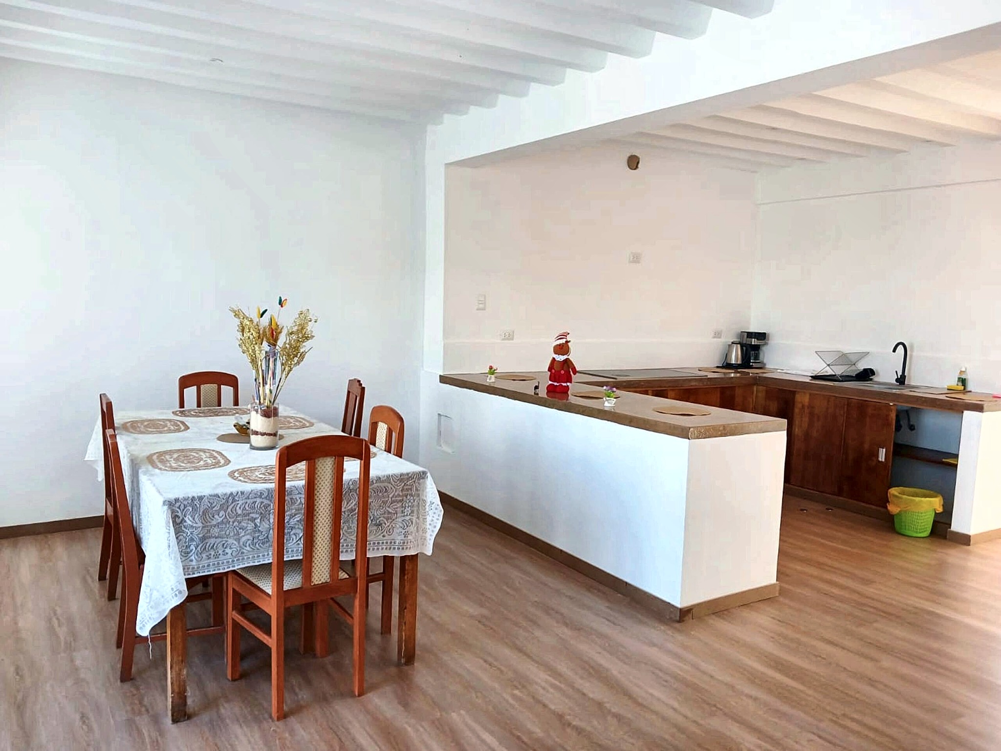 Dining beside the kitchen