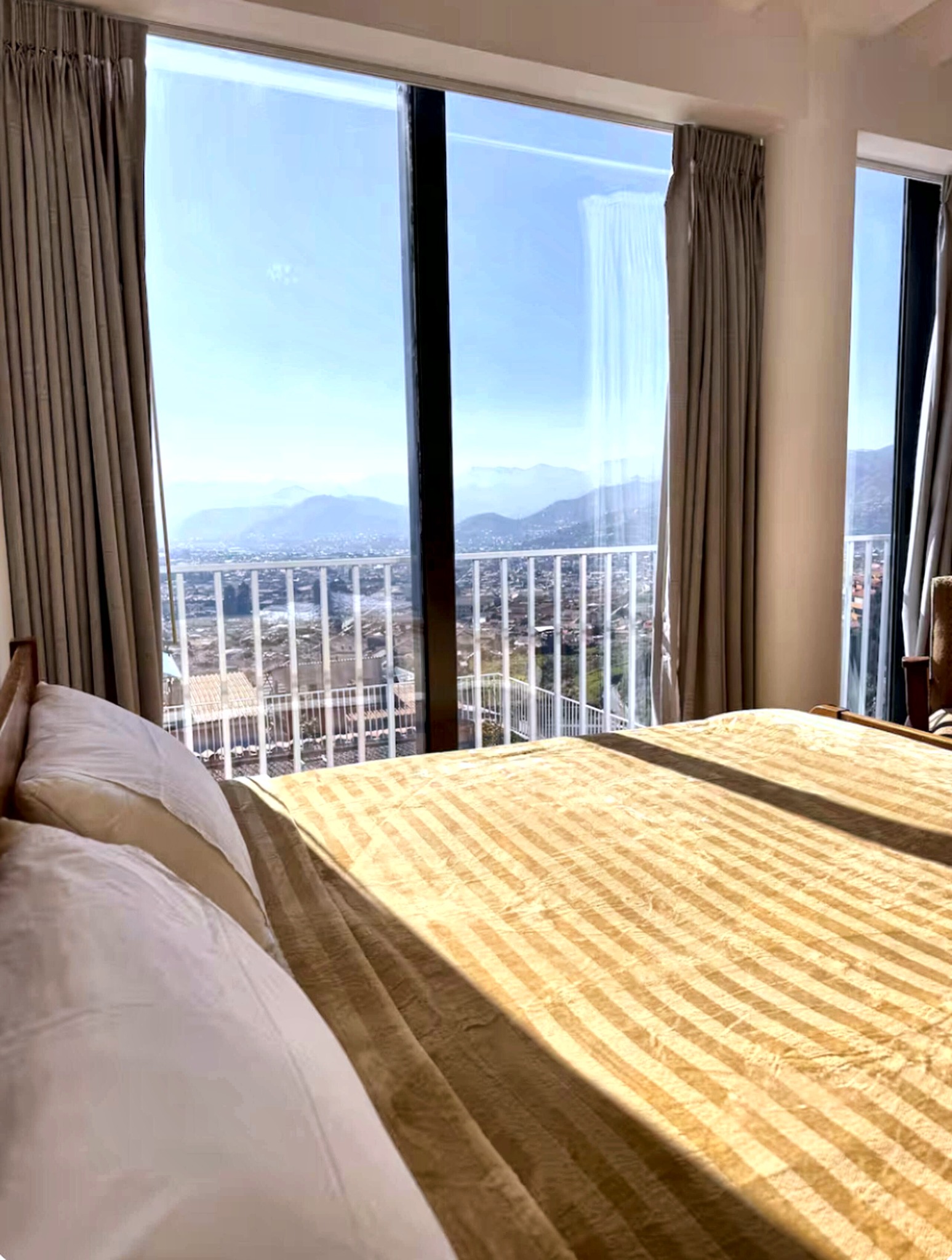 Bedroom with city view