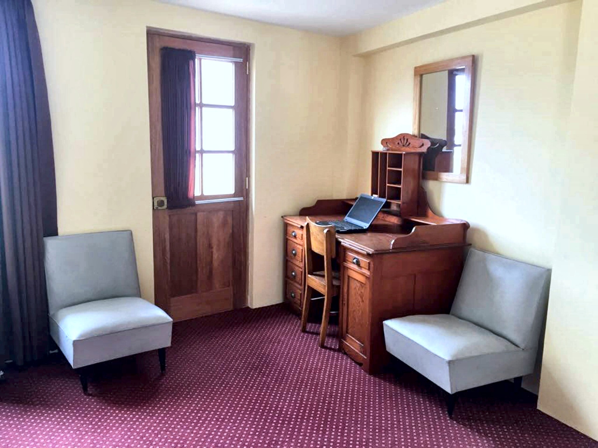 Sitting nook and work desk